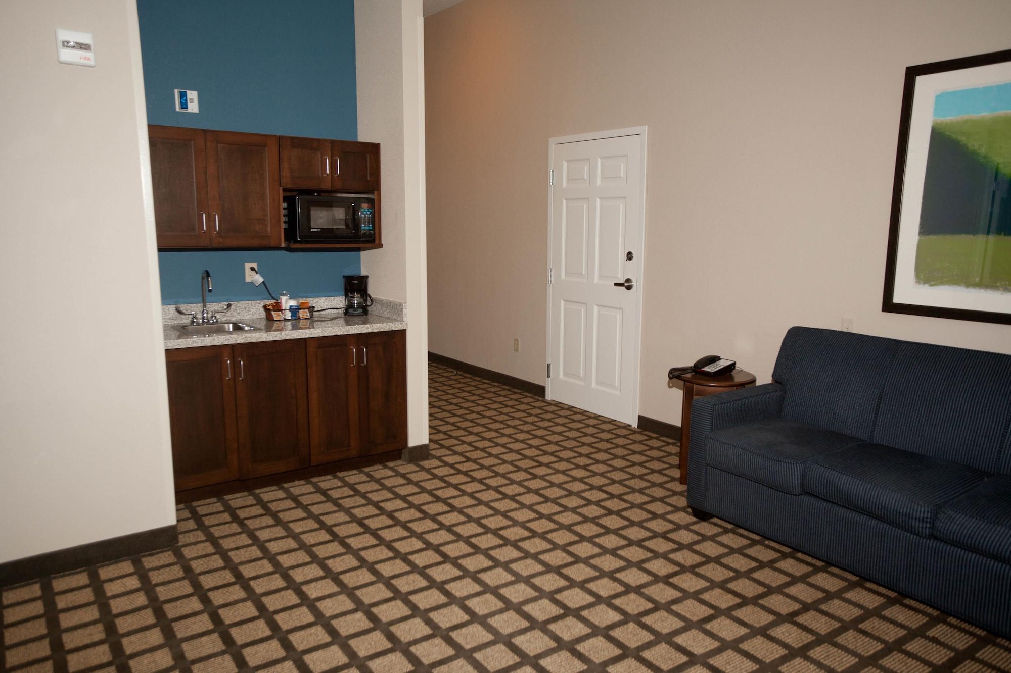 Baymont By Wyndham Erie Hotel Exterior photo
