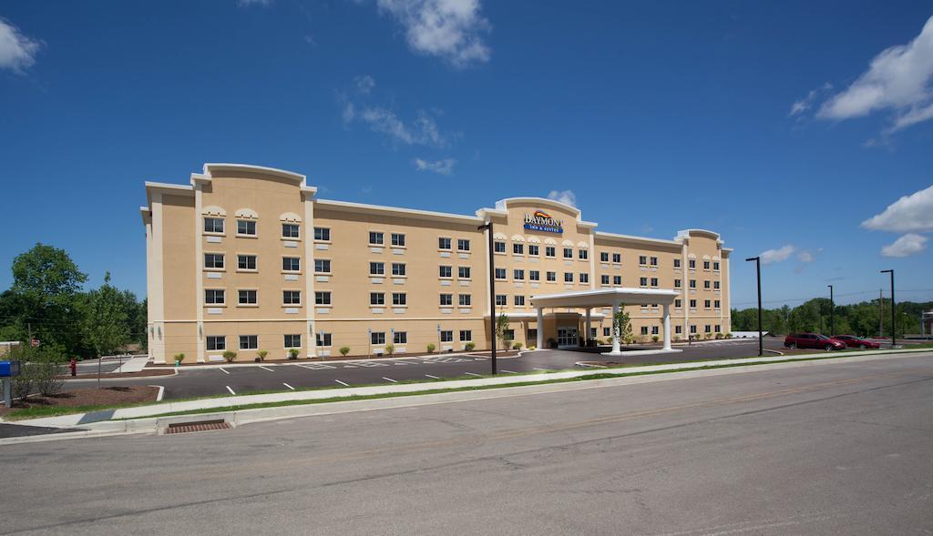 Baymont By Wyndham Erie Hotel Exterior photo